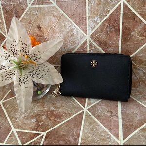 Tory Burch wallet